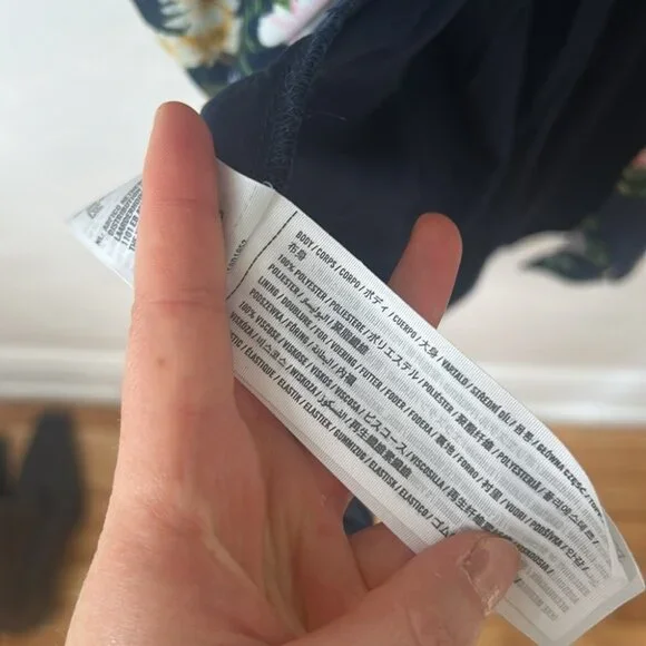 Abercrombie and Fitch long-sleeve draped skirt midi dress floral navy S Petite - Picture 5 of 7